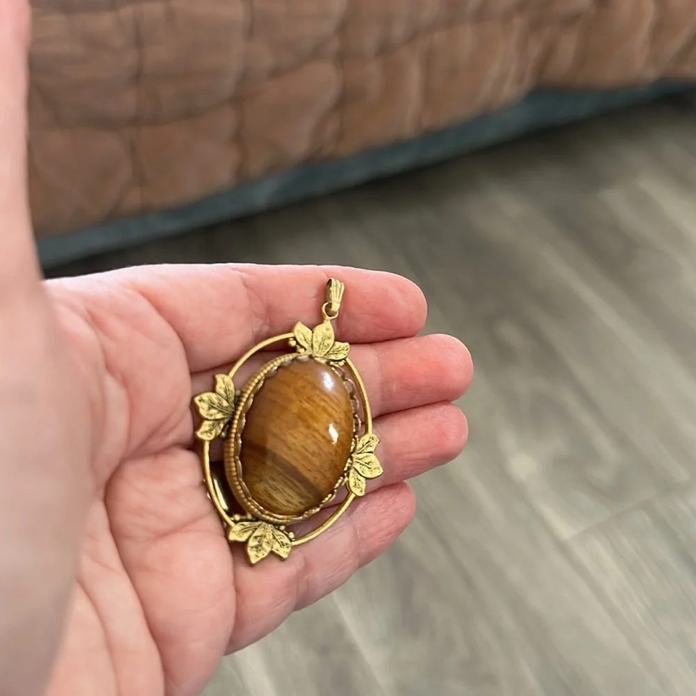 Vintage Tiger’s Eye Pendant - Picture 6 of 8